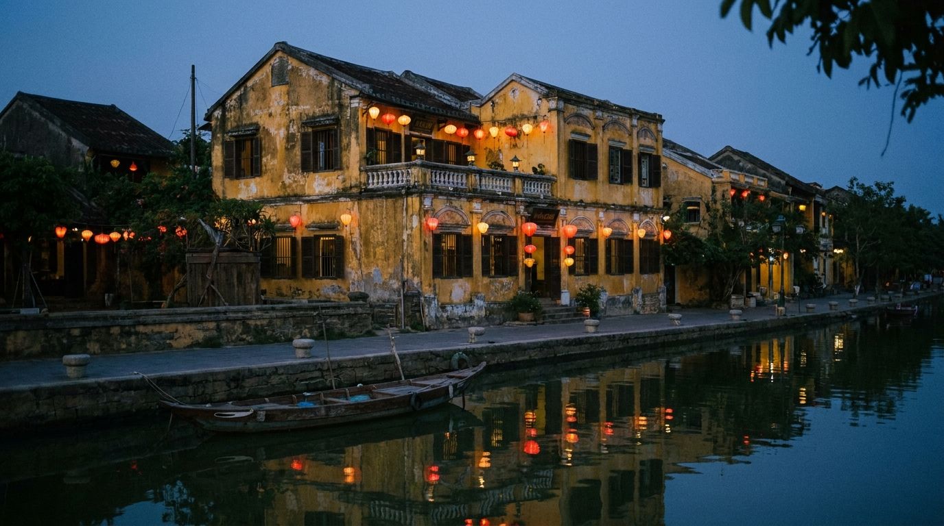 A river house in the old town